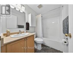 44 - 35 ROEHAMPTON CRESCENT - 27