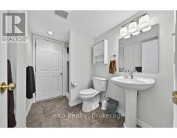 44 - 35 ROEHAMPTON CRESCENT - 32