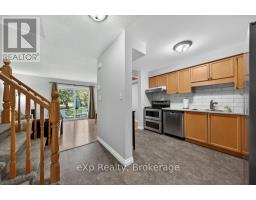 44 - 35 ROEHAMPTON CRESCENT - 9