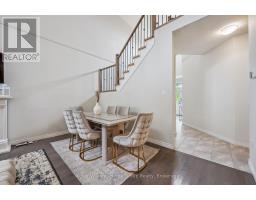 12 - UNIT 12 GOSLING GARDENS - 11
