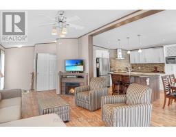 M24 - 13 SOUTHLINE AVENUE - 9