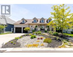 19 - 19 MACPHERSON AVENUE - 1
