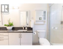 19 - 19 MACPHERSON AVENUE - 19