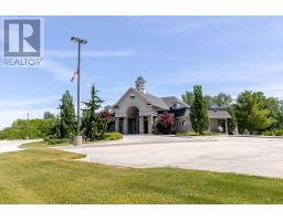 19 - 19 MACPHERSON AVENUE - 34