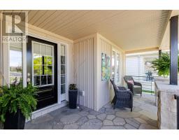 19 - 19 MACPHERSON AVENUE - 4