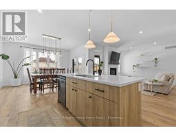 113 WALSH STREET - 19