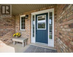462 LAUSANNE CRESCENT - 3