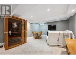 462 LAUSANNE CRESCENT - 33