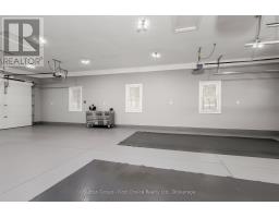 276 MECHANIC STREET W - 11