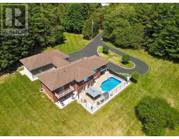 276 MECHANIC STREET W - 3