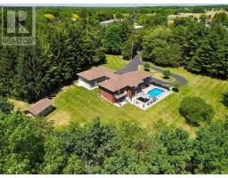 276 MECHANIC STREET W - 34