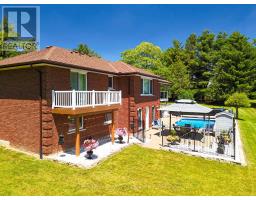 276 MECHANIC STREET W - 36