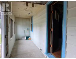 21 PETER STREET S - 18