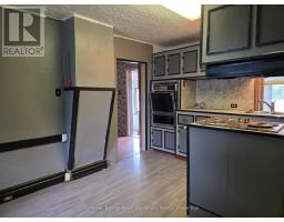 21 PETER STREET S - 7