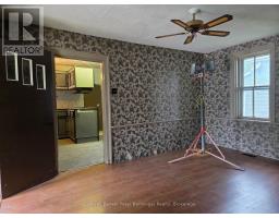 21 PETER STREET S - 9
