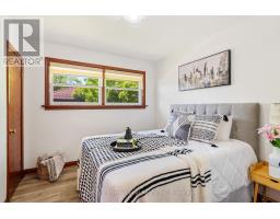 2 WESTMOUNT ROAD - 16