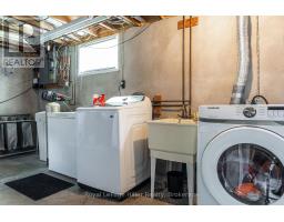 9 SIMPSON COURT - 35