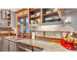633598 ARTEMESIA-GLENELG TOWNLINE - 15