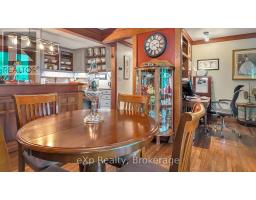 633598 ARTEMESIA-GLENELG TOWNLINE - 18