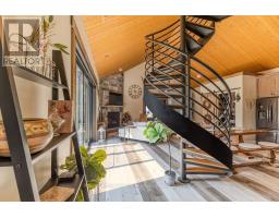 679 BOULDER ROAD - 27