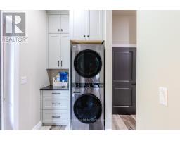 679 BOULDER ROAD - 30