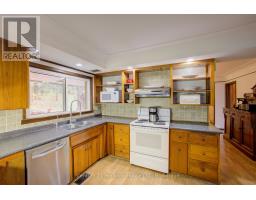 252 DURHAM ROAD W - 11