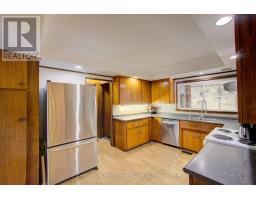 252 DURHAM ROAD W - 13