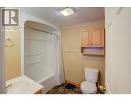 252 DURHAM ROAD W - 37