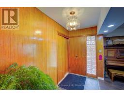 252 DURHAM ROAD W - 4