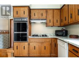 193 DOUGLAS STREET - 16