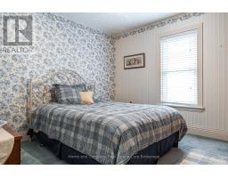 193 DOUGLAS STREET - 25