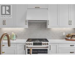 25 CREEKSIDE TERRACE - 12