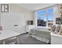 25 CREEKSIDE TERRACE - 25