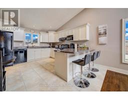 108 RUBY S CRESCENT - 13