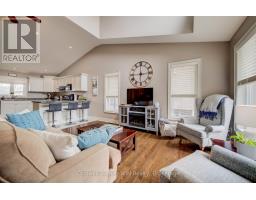 108 RUBY S CRESCENT - 9