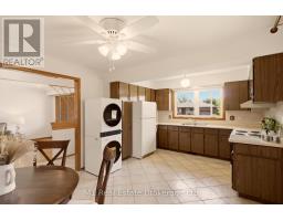27 PALERMO CRESCENT - 14