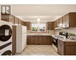 27 PALERMO CRESCENT - 15