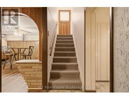 27 PALERMO CRESCENT - 24