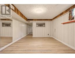 27 PALERMO CRESCENT - 29