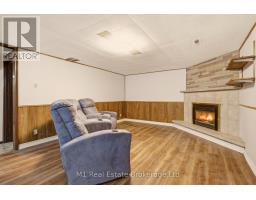 27 PALERMO CRESCENT - 31