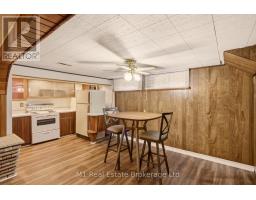 27 PALERMO CRESCENT - 33