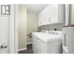 203 - 440 DURHAM STREET W - 16