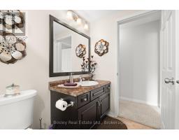 203 - 440 DURHAM STREET W - 23