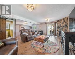 76 ABBEYWOOD CRESCENT - 26