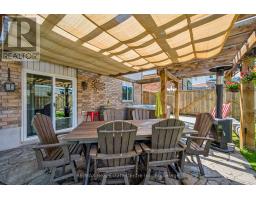 76 ABBEYWOOD CRESCENT - 41