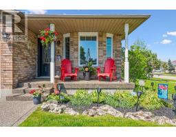 76 ABBEYWOOD CRESCENT - 9