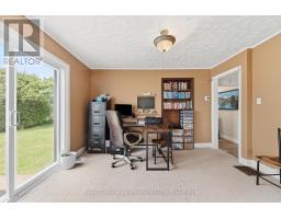 2010 ALMA STREET N - 18