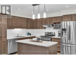 19 - 66 EASTVIEW ROAD - 12