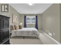 19 - 66 EASTVIEW ROAD - 25