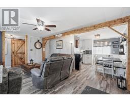 90 FAIRVIEW CRESCENT - 11
